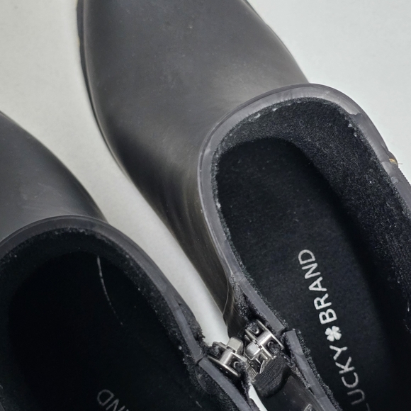 Lucky Brand Basel rain bootie black 7 - Picture 15 of 15